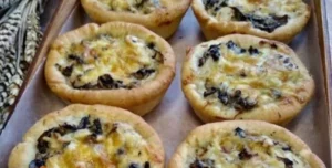 Ватрушки з грибами та сиром. Смакота, яку ви ще не куштували