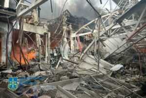 Майно постраждало від війни: як діяти та куди звертатись мешканцям Дніпра після ракетної атаки 10 квітня
