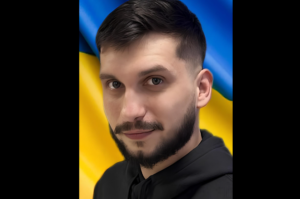 Новонароджена донечка Майя ніколи не побачить батька. На щиті повернеться додому Владислав Сібаров з Дніпропетровщини