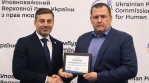 Дружній простір та кваліфіковані фахівці. У Дніпрі відкрили Центр захисту прав дитини