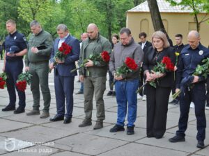 Дніпро відзначає День пам’яті та перемоги над нацизмом у Другій світовій війні