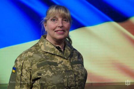 Медсестра з Дніпра знищила групу окупантів пострілом із гранатомета й врятувала підрозділ від оточення