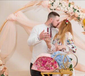 Весільний бум: 158 пар одружилися на Дніпропетровщині за один день