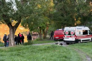 У Дніпрі з води витягнули потопельника