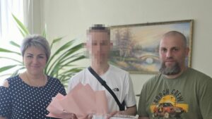 Додому повернувся житель Камʼянського, який три роки був у полоні