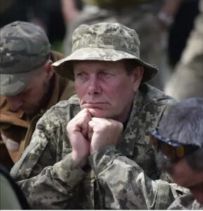 Донечка більше не обійме батька. На щиті додому повернувся Григорій Кобяков з Дніпропетровщини