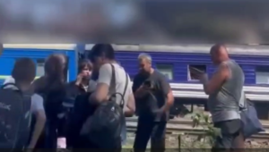 Ворожий удар по Дніпру. Що відбувається на місці трагедії