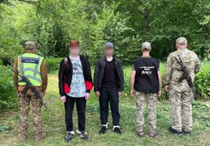 Ухилянти з Дніпропетровщини намагалися прорватися через кордон зі стрільбою