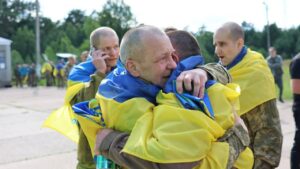 Ще 5 мешканців Дніпропетровщини повернулися додому з полону