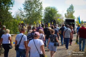 Помер від поранень в лікарні. На Дніпропетровщині простились з Героєм Андрієм Онищенко