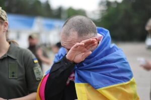 Додому повернулись 5 мешканців Дніпропетровської області