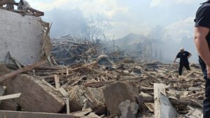 Ракетний удар по Дніпропетровщині 1 липня. З’явилось фото з місця трагедії