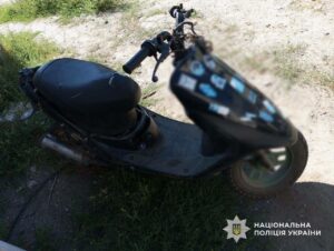 На Дніпропетровщині жінка викрала мопед і вивезла його вантажівкою додому