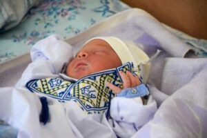 Знову дівчат менше. Скільки дітей народилось в Дніпрі 18 жовтня