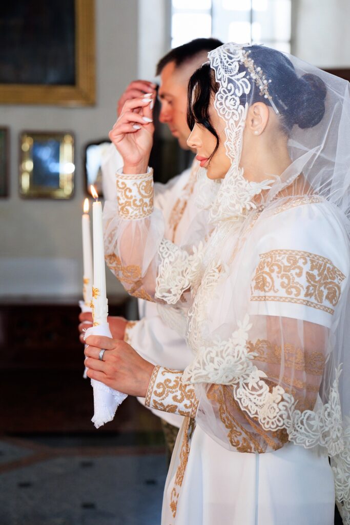 Донеччина стала другим домом. Військовий з Дніпропетровщини повінчався з коханою