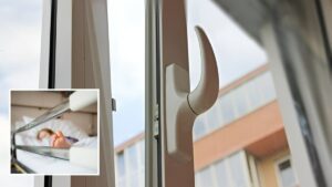 На Дніпропетровщині годовала дитина випала з вікна третього поверху