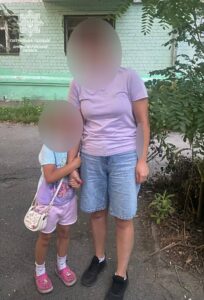 У Дніпрі знайшли маленьку дівчинку, яка загубилась