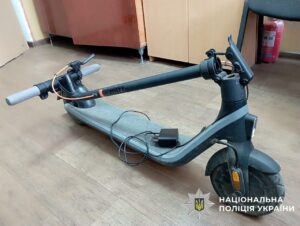 На Дніпропетровщині затримали серійного крадія, який тричі обікрав одну квартиру