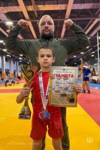 Син воїна 128 ОВМБр «Дике Поле» з Дніпра став чемпіоном України з бойового самбо