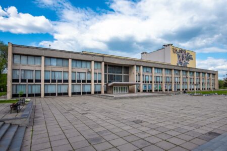 У Кам’янському пропонують передати ПК «Хімік» у комунальну власність: мер звернувся до «ДніпроАзот»