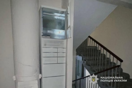 У Дніпрі викрили групу зловмисників, які крали посилки з поштоматів міста