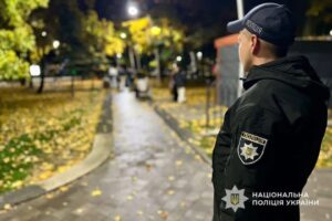 У центрі Дніпра  збільшилась кількість патрулів поліції: причини
