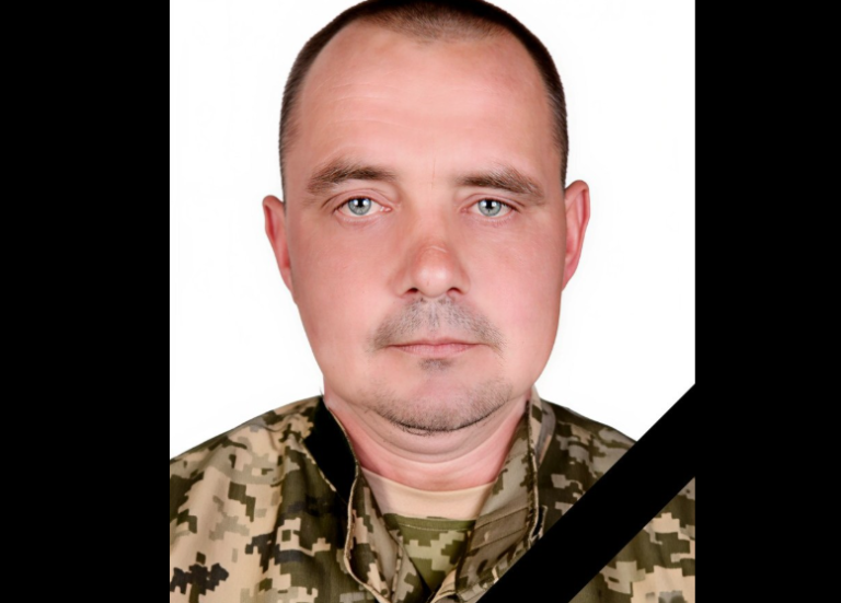 Не встиг створити власну родину. Дніпропетровщина провела в останню путь Володимира Ващенка