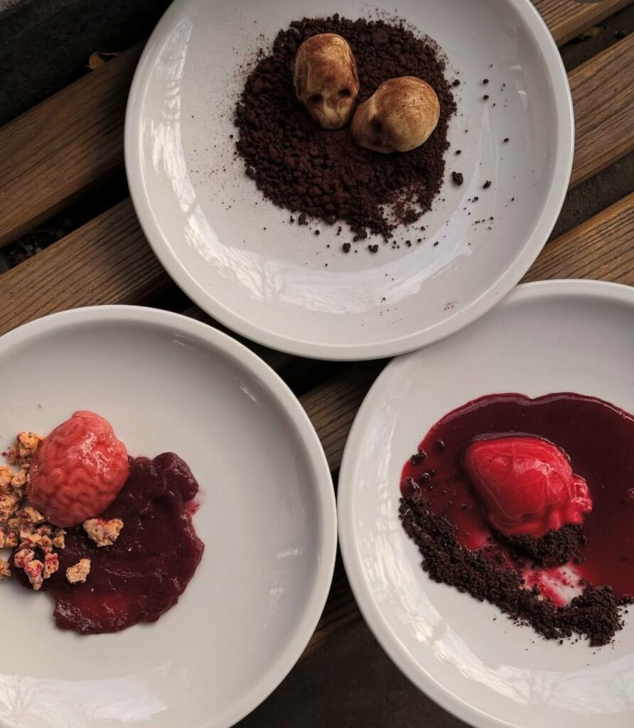 У Дніпрі створили унікальні десерти до Гелловіну