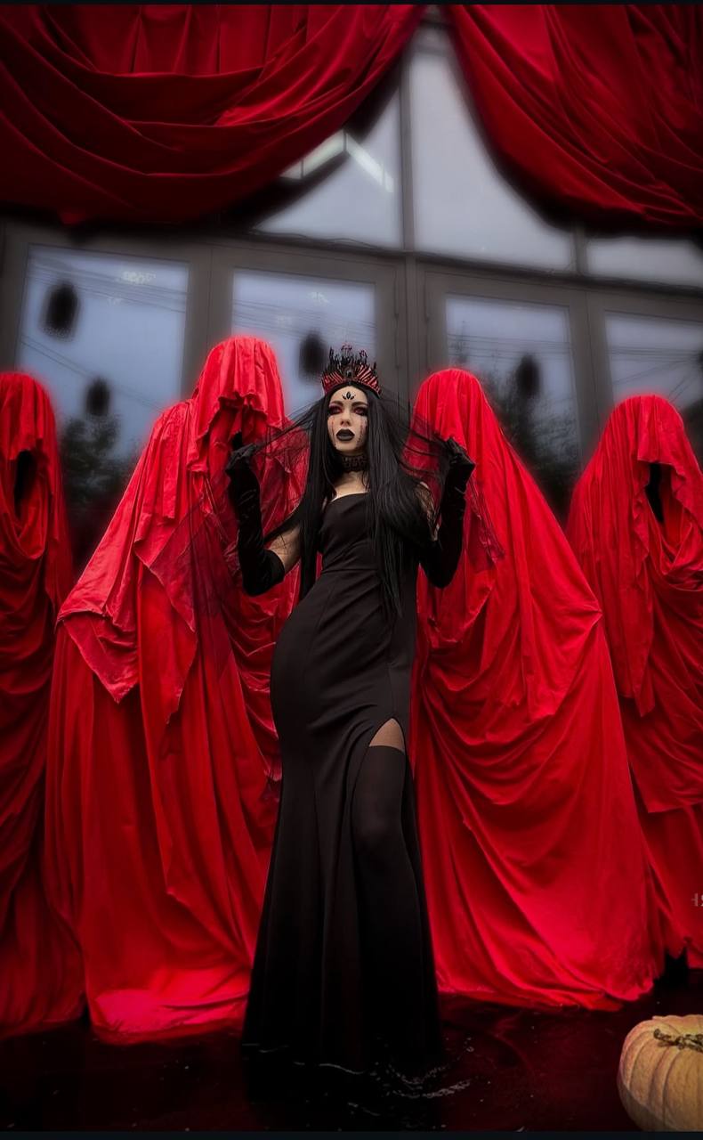 Дніпро обирає найефектніший гелловінський образ — ФОТО