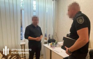 Перед судом постане військовослужбовець ТЦК з Дніпра, який “списав” з обліку брата та знайомих