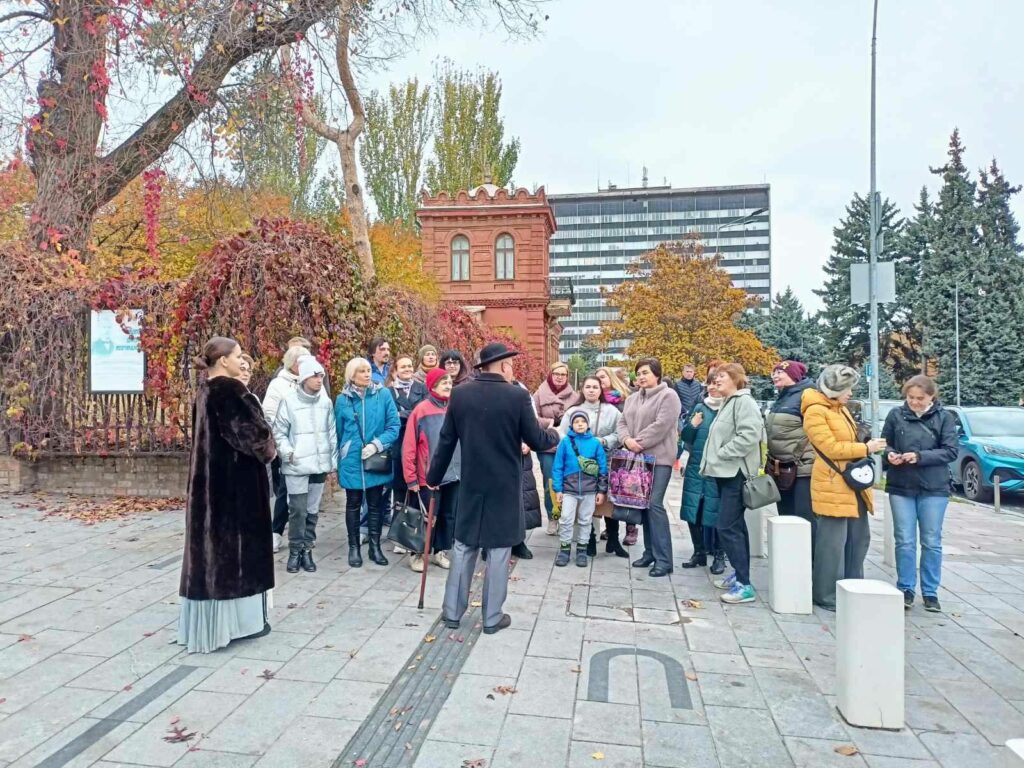 У Дніпрі провели театралізовану прогулянку. Вулицями “ходив Дмитро Яворницький”