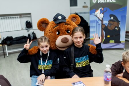 Інтерпайп і поліцейські зробити профорієнтацію школярів крутою