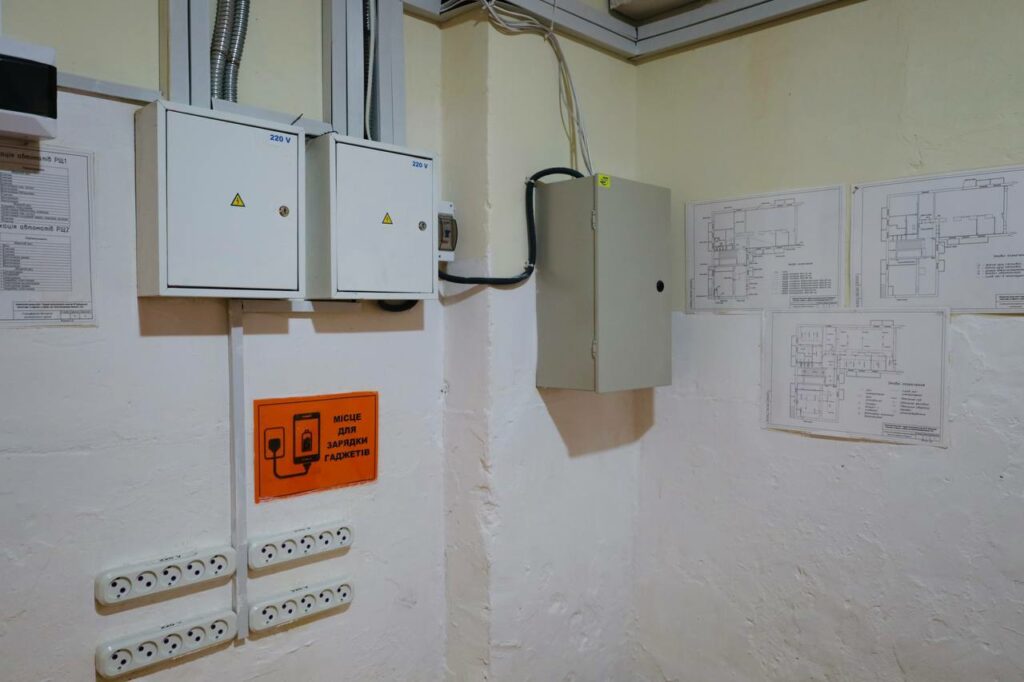 Пункти незламності в Дніпрі: тепло, світло і підтримка для дніпрян