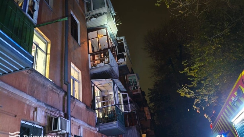 Ворог ударив по Дніпру. Куди звертатись власникам пошкодженого житла