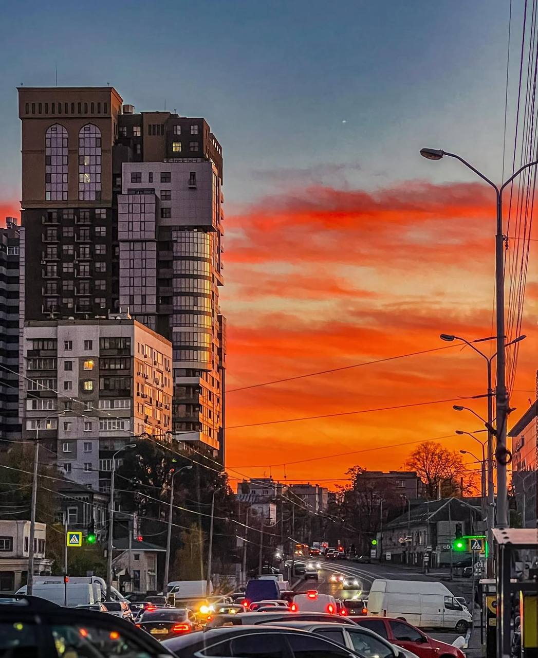 Осінній Дніпро у кадрі: ФОТО