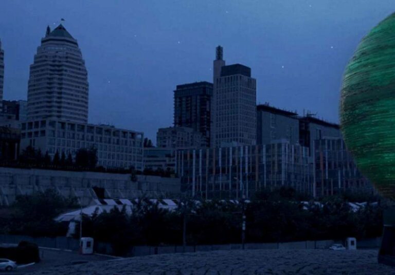 Як дніпряни проводять час під час відключень світла