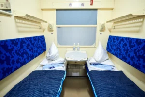 На Дніпропетровщині скасують низку потягів на святкові дні. Список