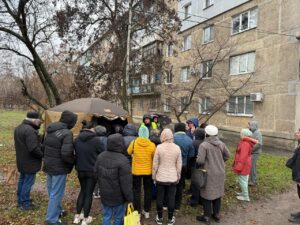 Ворог ударив по Дніпропетровщині. Що відбувається на місці трагедії