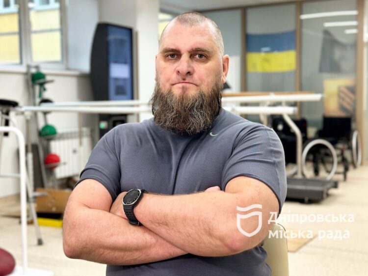Не міг і 100 метрів пройти: у Дніпрі лікується захисник, який практично не міг пересуватися