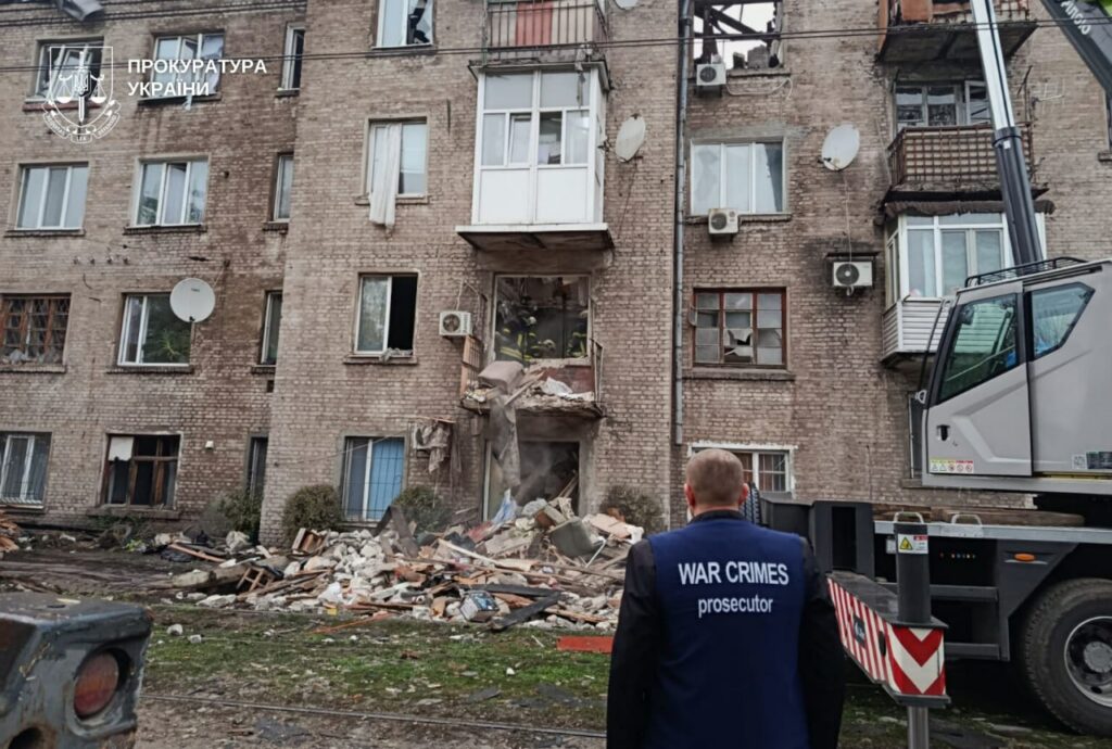 Вісім поранених людей внаслідок масованого обстрілу на Дніпропетровщині