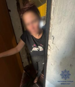 “Мене з дитиною виганяють з квартири”. На Дніпропетровщині жінка заплатить штраф