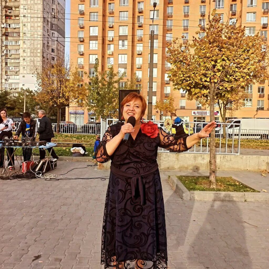 У Дніпрі в ДТП загинула відома волонтерка та співачка Людмила Горбачова