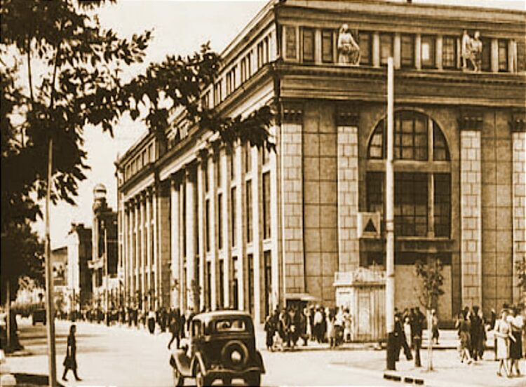 Центральний універмаг Дніпра: 87 років історії у серці міста