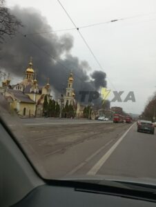 Масована ворожа атака. Дніпро накрив чорний дим (відео)