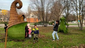На Дніпропетровщині з’явилась нова мультяшна фотозона, яку облюбувала малеча