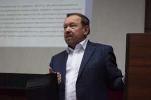 У Дніпрі пішов з життя відомий лікар, який врятував сотні життів