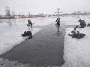 Водохреща 2026: цілюща сила освяченої води, прикмети та заборони