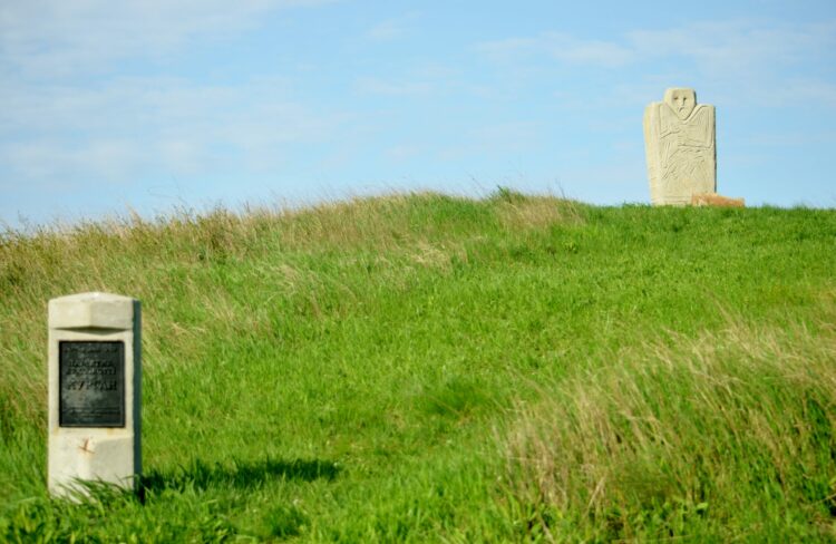 Керносівський ідол: як школярі з Дніпропетровщини знайшли артефакт віком 5000 років