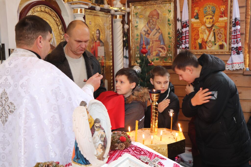 Як на Дніпропетровщині святкують Хрещення Господнє (ФОТО)