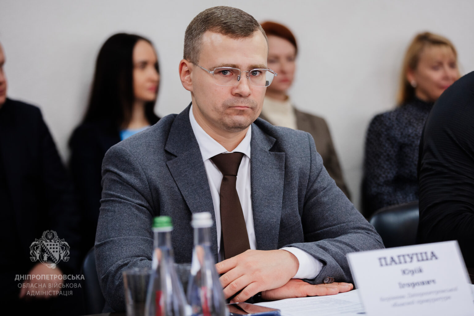 Корупційна схема у Дніпрі: як посадовці вкрали мільйони на відновленні обстріляних будинків